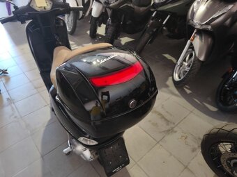 Vespa LX 125 (2009) TOP, 7000 km - 4