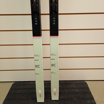 Prodám nové běžecké lyže Atomic Savor XC Skintec 170CM - 4