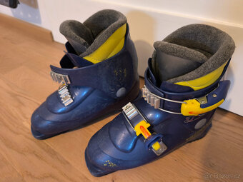 dětské sjezdové lyže + lyžáky + helma - 4