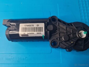 NOVÝ motorek stahování oken Ford Focus / Land Rover 1775111X - 4