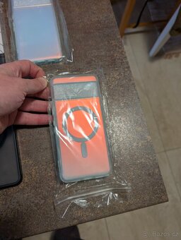 Obal kryt case GOOGLE PIXEL 8 PRO - 4
