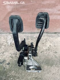 ‼️Brzdový a spojkový pedály - BMW - 4