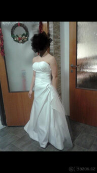 PRODÁM SVATEBNÍ ŠATY - 4