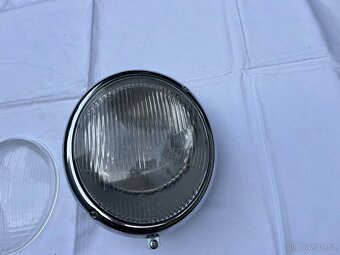 Volkswagen Brouk nepoužité přední světlo - 4