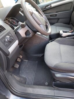 Prodám Opel Zafira 1,9 CDTi - 4