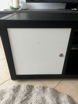 IKEA BESTÅ TV skříňka – černá - 4