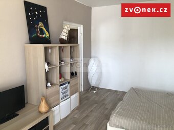 1+1 Kvítková, balkón - pěkná lokalita blízko centra - 4