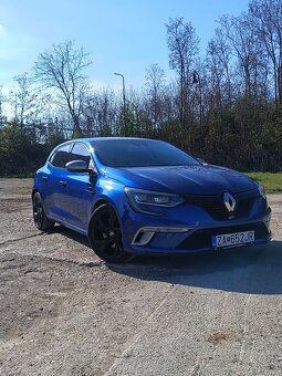 Renault Megane IV GT 205 - 4