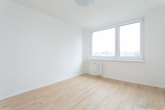 Nabízíme nový designový byt 4+kk po kompletní rekonstrukci - 4