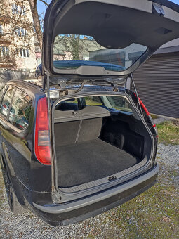 Ford Focus 1.6 kombi, 74 kW, benzin, AUTOMAT, 2006, 227tis. - 4