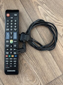 Televize Samsung UE32EH5300 - 4