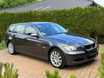 BMW 325XI 160kW E91 R6 - Bi-Xenon /PO SERVISNÍ INSP/ KRÁSNÝ - 4