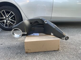Zadni kyvka Ducati SF V2 / Panigale V2 - 4