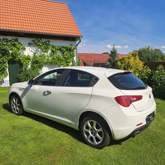 ALFA ROMEO GIULIETTA 1.6JTD 77kW - 4