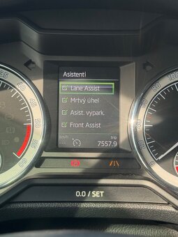 Škoda Octavia III 1.6 TDi - 4