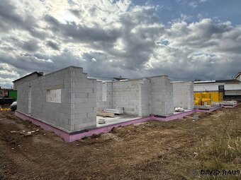 Prodej rodinného domu 5+kk s pozemkem (283 m²), ul. Syrovick - 4