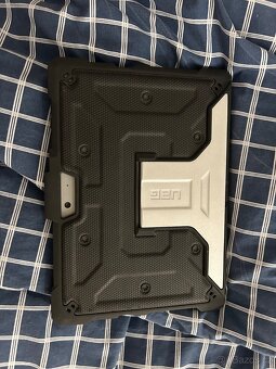 Microsoft Surface GO3 - 4