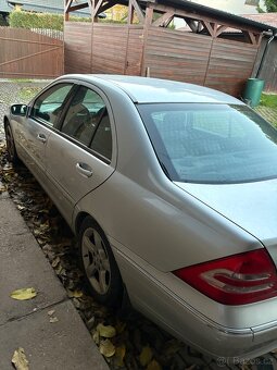 Mercedes-Benz C (2001) – 2.0 benzín 95 kW, manuál - 4