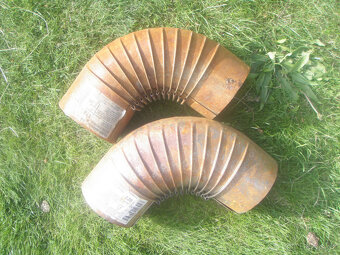 kamna PETRY , litina starší ale dobre Historický kus. - 4