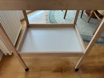 Přebalovací pult - 4