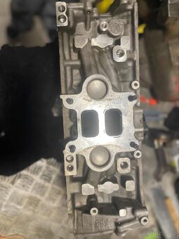 Hlava motoru Audi - 4