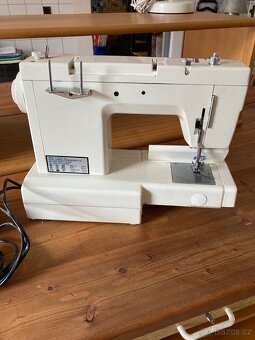 Šicí stroj - 4