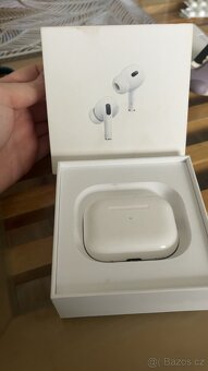 Apple AirPods Pro (2nd generation) - 4