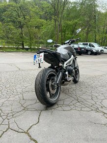 Yamaha MT09 - 4