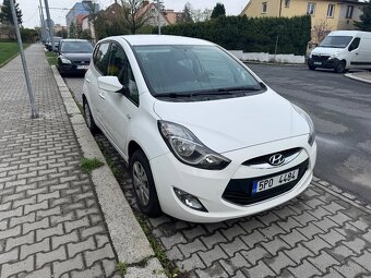 Hyundai IX20 1.4 2011 - 4