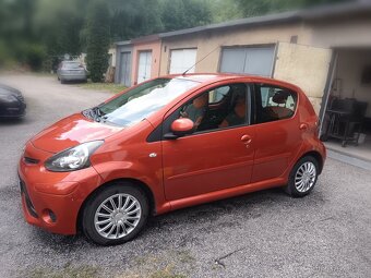 Toyota aygo 1.0 VVT-i 2012 - 4