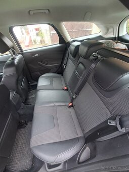 Ford focus - 4