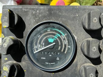 Prodám vysokozdvižný vozík ND 9-031 4x4 - 4
