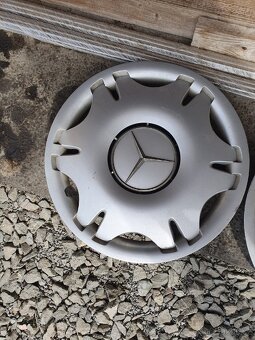 Poklice R15 Mercedes-Benz - 4