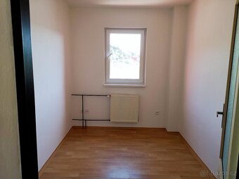Pronájem bytu 2+1 46 m² Vsetín Lázky - 4