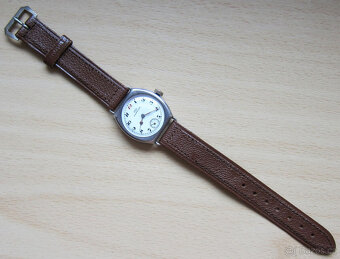 Staré stříbrné švýcarské dámské hodinky IWC SCHAFFHAUSEN - 4