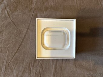 Apple AirPods Pro (2. generace) s MagSafe pouzdrem - 4