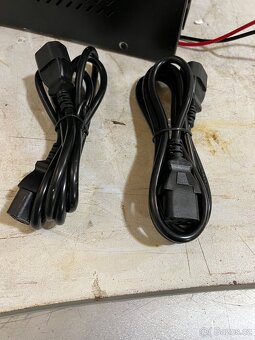 UPS na autobaterii 24V, 2000VA - 4