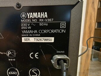 Yamaha RX-V367 - 4