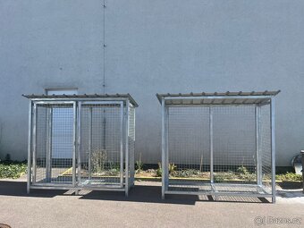 Kovový dřevník/lec na popelice - 4