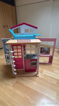 Barbie dům - přenosný - 4