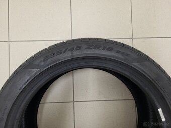 Prodám 1ks nové pneu Pirelli 235/45 ZR18 94Y - 4