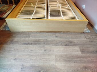 Postel Malm IKEA - 4