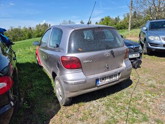 Toyota Yaris 1.4 d4d nafta - 4