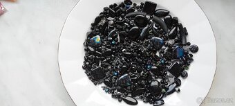 Skleněné korálky mix, české, 250g, 13 barev mixů - 4