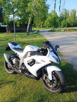 Kawasaki Ninja Zx10R - 4