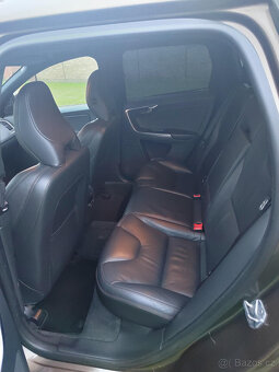 VOLVO XC 60 AWD D5 - 4