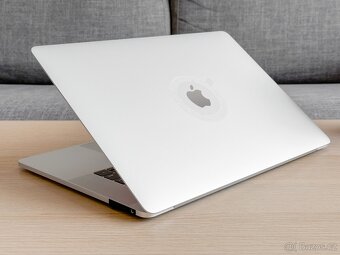 Apple MacBook Pro 15" - SSD 1TB - 100% STAV NOVÉHO - 4
