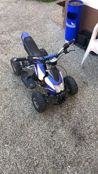 Prodam dětskou čtyřkolku 49ccm 2t - 4