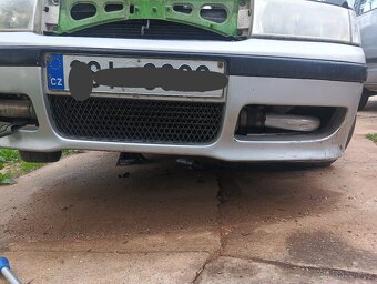Prodám přední nárazník na škoda Octavia 1 RS - 4