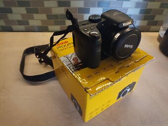 Kodak pixpro az252 - 4
